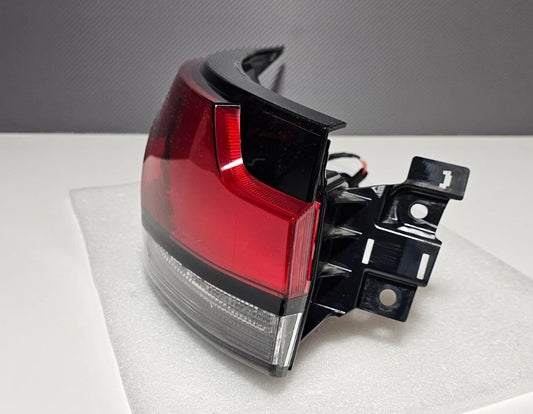 RR LAMP ASSY RX 2023-2025 LH, REAR COMBINATION LAMP LH 81560-0E320 STOP LIGHT LH RX 2023-2025