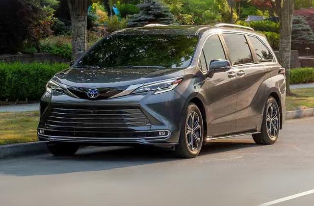 TOYOTA SIENNA