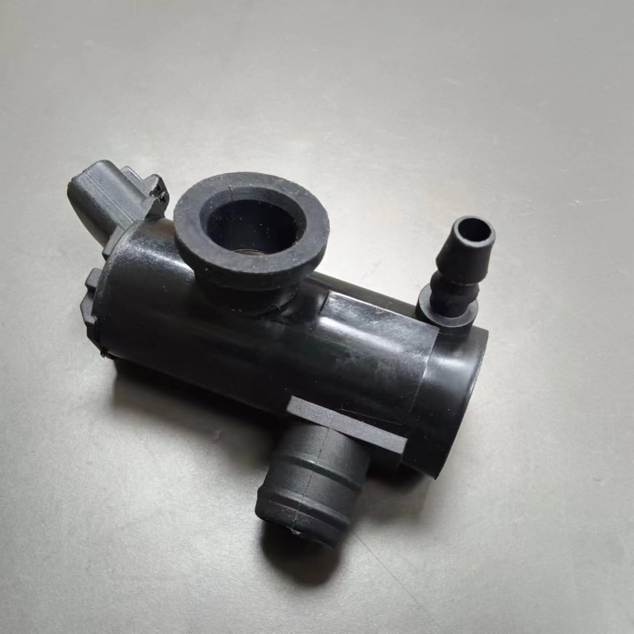 Washer Pump - Lexus 85280-33030 Headlight Washer Pump, Motor Pump Assembly H