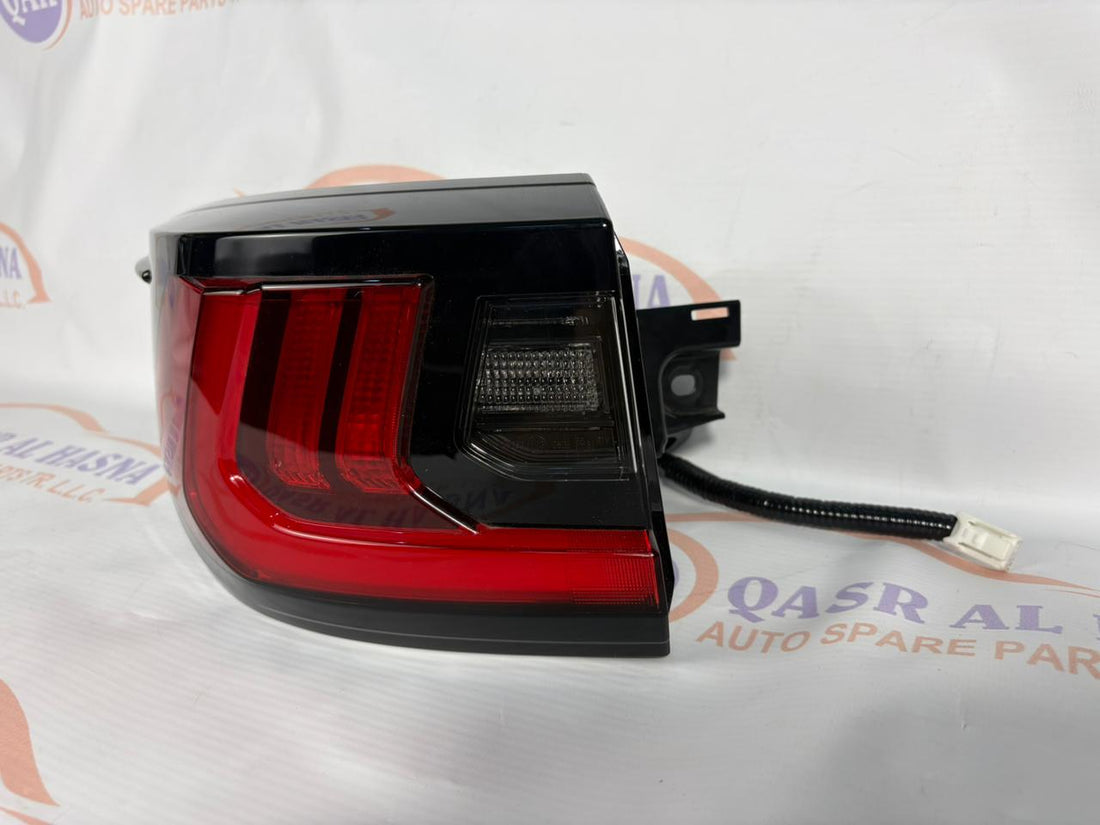 8156152F80 Stop Light Left Side Rear Combination Lamp LH Lexus LBX 81561-52F80