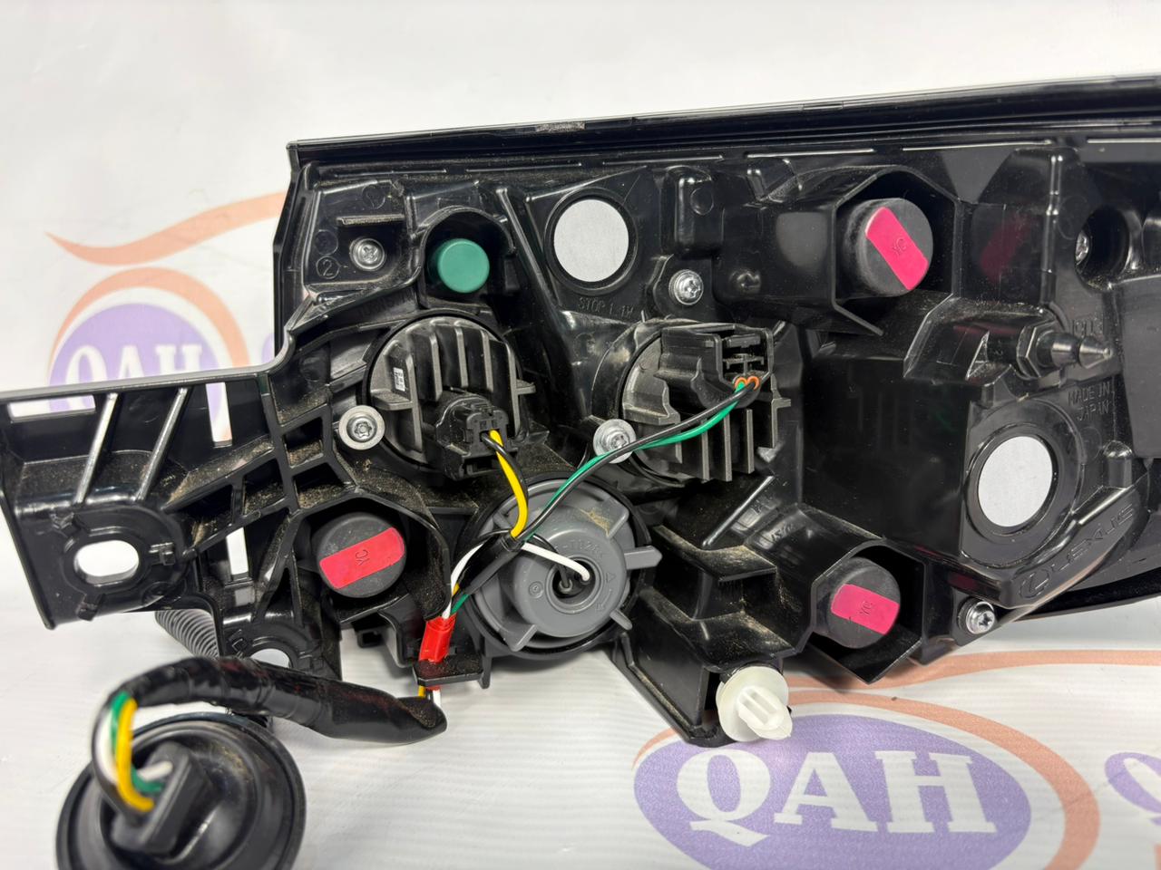 8156152F80 Stop Light Left Side Rear Combination Lamp LH Lexus LBX 81561-52F80
