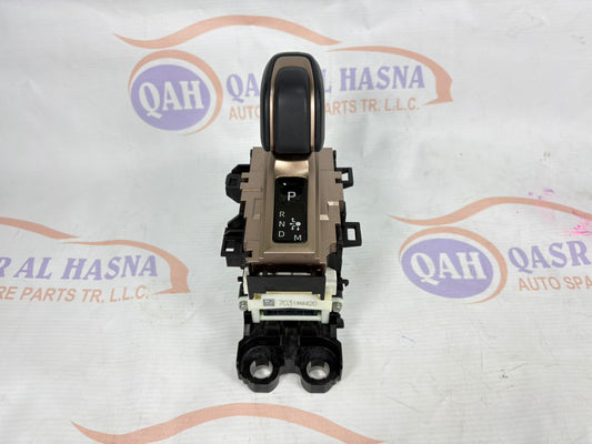 Toyota Crown 33550-30F60 Floor Shift Assembly Used Genuine 3355030F60